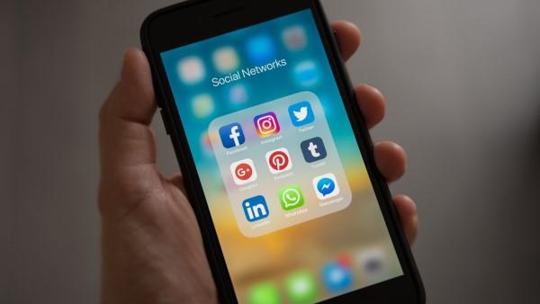 Estudio sobre tecnología: el uso de las redes sociales