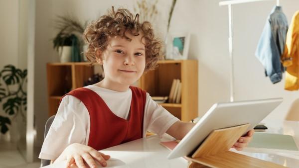 Exposición de niños, niñas y adolescentes al marketing digital de alimentos y bebidas en Argentina